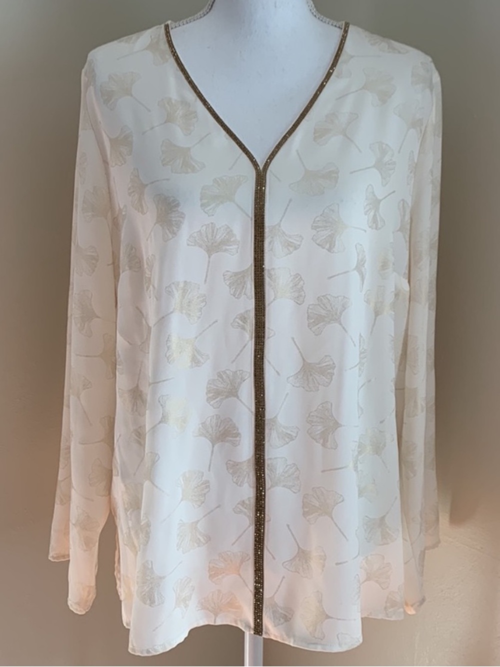 Women's Large Bundle Lot of 9 Career Style Blouses - CK, DKNY, Liz Clairborne - Picture 8 of 16